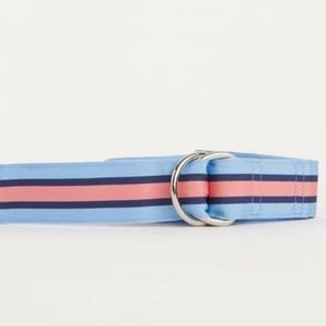 - Vineyard Vines Men’s Classic Belt